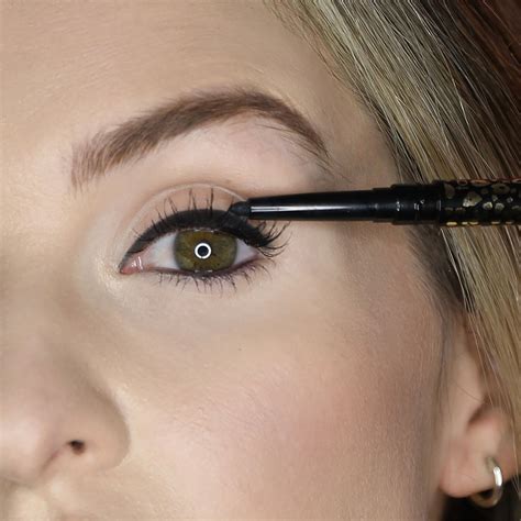 best self sharpening eyeliner.